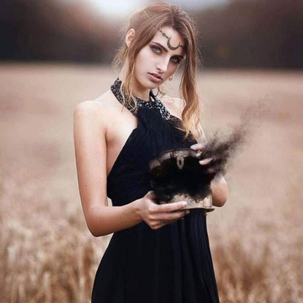 Ursumy Crystal Head Chain Moon Hair Chain Hair Jewelry Festival Head Accessories for Women(Black Drop)
