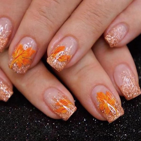 24Pcs Fall Fake Nails Glitter French Tip Press on Nails Short Maple Leaf False Nails Autumn Stick on Nails Maple Leaves Acrylic Artificial Nails for Women Girls Thanksgiving Glue on Nails Decoration