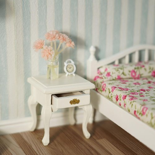 Miniature End Table 2PCS Dollhouse Furniture 1:12 Accessories Wooden BedroomNightstand Set of 2 Vintage Table Living Room Scene Bedroom Bedsides HouseModel Decoration (White)