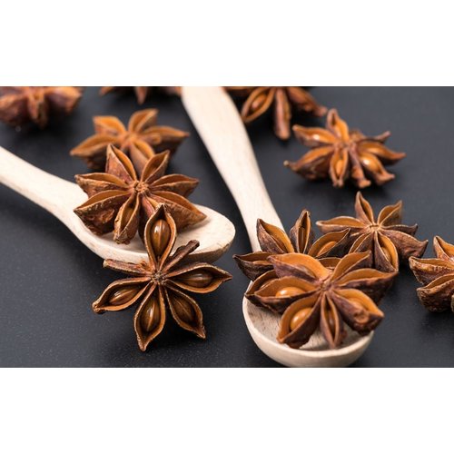 Premium Whole Dried Star Anise Seeds (Anis Estrella) (4oz Bag)