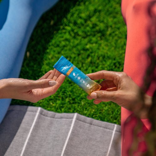 HydroMATE Electrolytes Powder Packets Drink Mix Low Sugar Hydration Accelerator Fast Party Recovery with Vitamin C Orange 16 Count