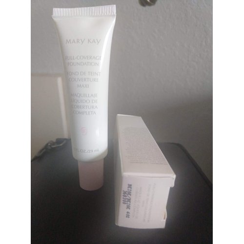 Mary Kay Full Coverage Foundation Beige 402