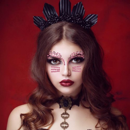 5 Pcs Crystal Tattoos Eyes Face Jewels Stickers Cat Design Art Accessories Women Rhinestones Gems Temporary Tattoos Halloween Makeup Party Decorations