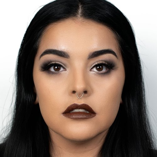 PRADOS BEAUTY Chola Vibes Satin to Matte Lipstick