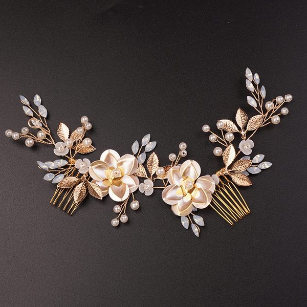 Teyglen Wedding Gold Rhinestones Hair Comb Dainty Flower Leaf Crystal Pearls Hair Comb Bridal Headband Hair Accessories Crystals Bridal Side Hair Comb Hair Pieces for Women Bride Girls (Gold)