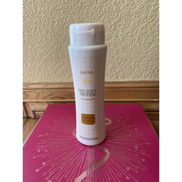 Jafra Precious Protein Rich Body Oil 8.4 fl. oz., 250ml