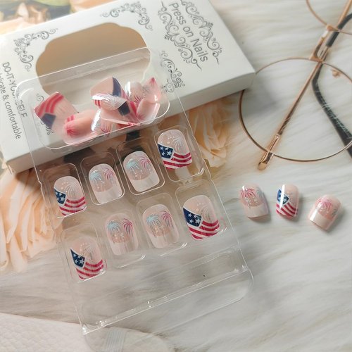 24Pcs Independence Day French Tip Press on Nails Short Square Fake Nails American Flag Design Glue on Nail Red Blue Fireworks Chrome False Nails Electroplating Acrylic Nails 4th of July Patriotic Nail