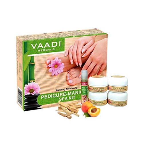 Vaadi Herbals Pedicure Manicure Kit with Grapeseed Extract and Fenugreek - ★ Soothing and Relaxing - ★ ALL Natural - ★ Suitable for All Skin Types and Both for Men and Women - 135 Grams