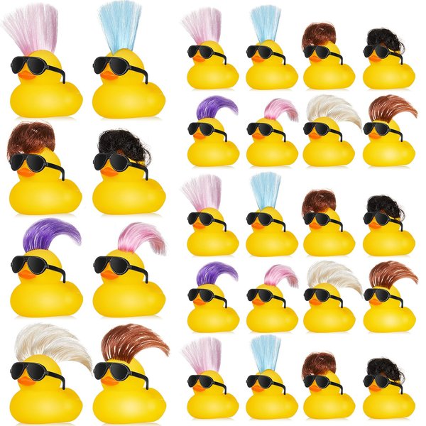 VercanMonth 20 Pcs Rubber Ducks with Wig and Black Glasses Squeaky Duck Bath Toy Small Rubber Duckies Bulk Cute and Funny Bathtub Toys for Summer Pool Birthday Gifts Holiday Party Favors (Classic)