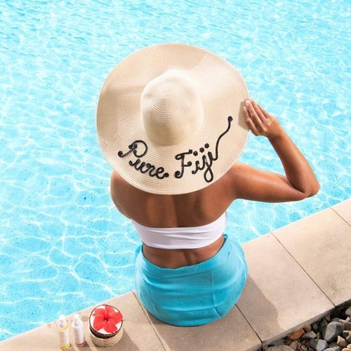 PURE FIJI Soothing After Sun Gel with Aloe Vera and Dilo Oil - Deeply Hydrating, Skin Nourishing After Sun Skin Care for Face, Body, 8 oz