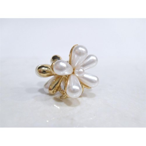 Generic Small mini gold flower metal hair claw clip with faux pearls