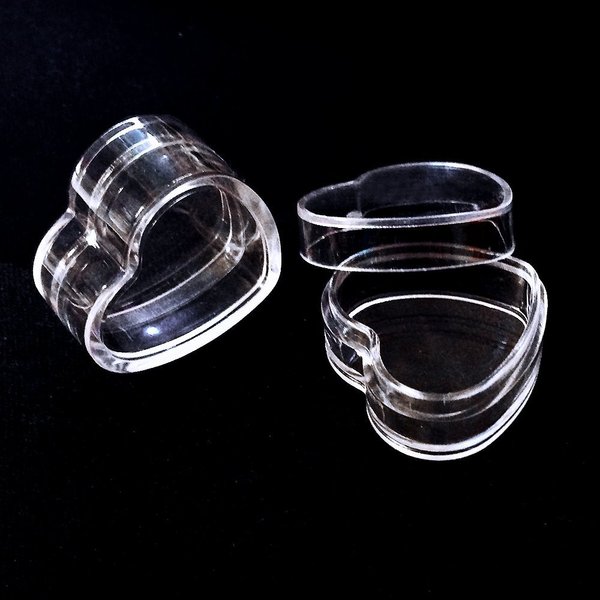 Healthcom 100Pcs 4ml Empty Plastic Cosmetic New Clear Refillable Plastic Heart Shape Pot Jars Bottles Make up Cosmetic Containers with Lids for Face Cream Lotion Eye Shadow Lip Balm