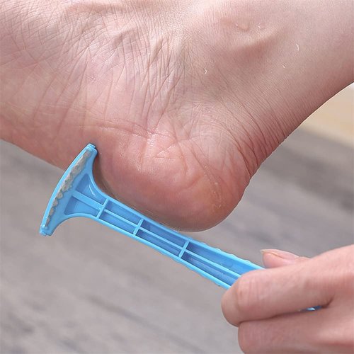 InfantLY Bright Foot Heel Callus Remover Feet Dead Skin Removal Skin Care Tool Plastic Portable Pedicure Rasp, Blue