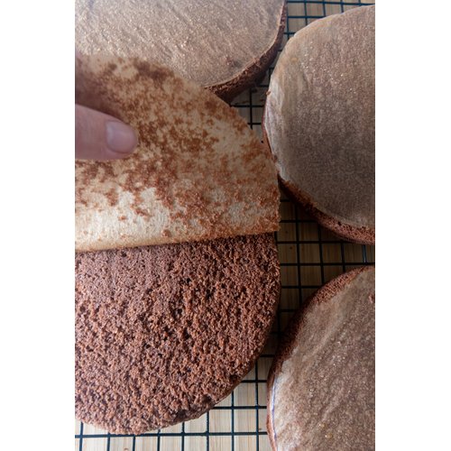 Natural Parchment Paper Unbleached 14" Inch 200 Baking Round/Circles Sheets | Worthy Liners Non-Stick Precut Baking Parchment, Perfect for baking pizza and cakes (200)