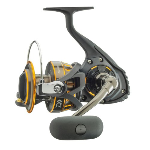 Daiwa BG1500 BG Saltwater Spinning Reel, Black/Gold