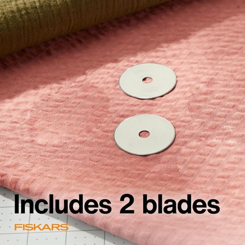 Fiskars 45mm Titanium Rotary Blades (2 Pack) Rotary Cutter Replacement Blades – Crafts, Sewing, and Quilting Projects