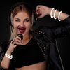 NUDALA 100 White Glow Sticks Bracelet Necklaces Bulk Glow In The Dark Party 8 inch Light Up Stick with 100 Connectors for Christmas New Year Easter 4th of July Halloween Party Favors