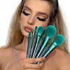 Makeup Brushes, Eigshow Premium Makeup Brush Set Synthetic Cosmetics Foundation Powder Concealers Blending Eye Shadows Face Kabuki Makeup Brush Sets (Jade Green with Cylinder)