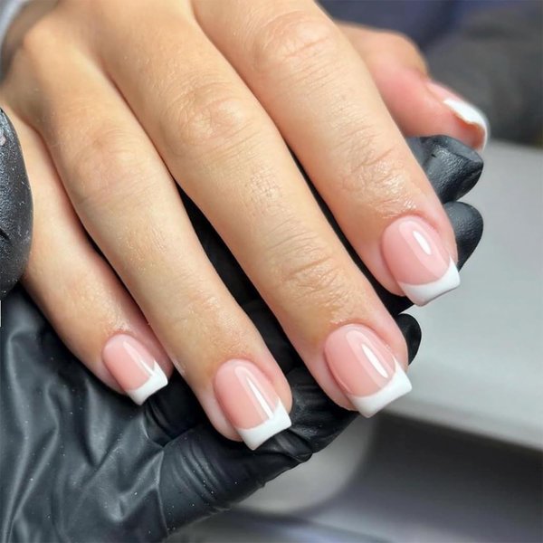 24pcs Short Square Press on Nails French Tip Fake Nails with Designs White Glossy False Nails Art Supplies Full Cover Glue on Nails Acrylic Nail Supplies for Women Manicure Tips