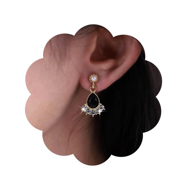 Sttiafay Vintage Black Crystal Teardrop Earrings Crystal Tassel Drop Earrings Gold Pearl Stud Earrings Black Onyx Earring Jewelry for Women and Girls