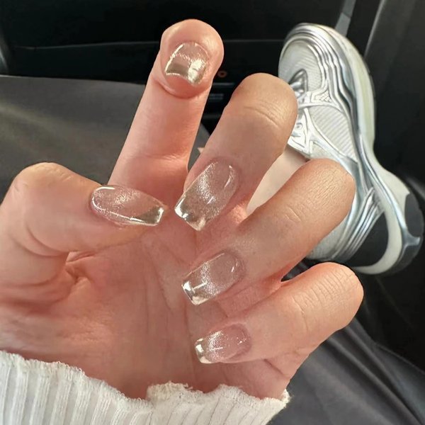 MERVF Square Press on Nails Medium Fake Nails Cat Eye Squoval Glue on Nails Press ons Sliver French tip Artificial Acrylic Nails Glossy False Nails 24pcs