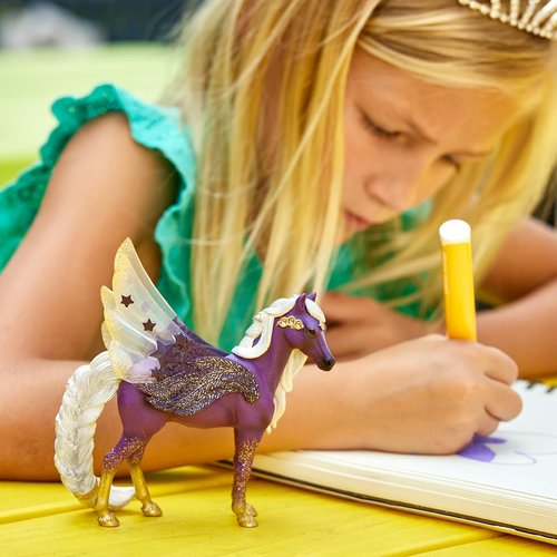 Schleich bayala, Unicorn Gifts for Girls and Boys, Star Unicorn Pegasus Toy Figure, Purple and Gold, Ages 5+