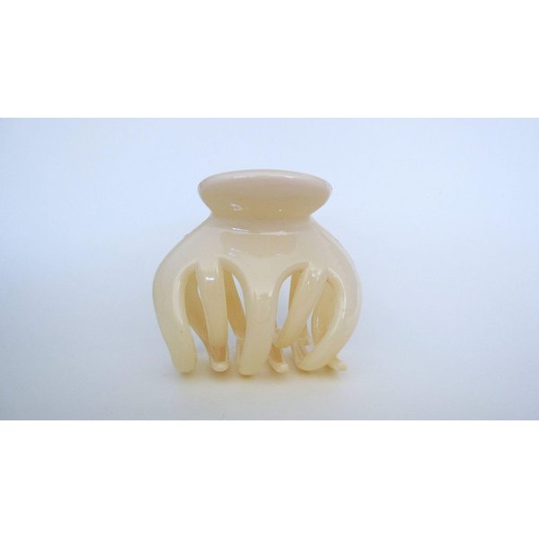 Creme blonde double grip octopus hair claw clip for thick hair