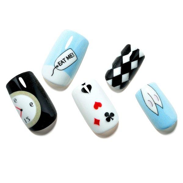 GLAMERMAID Press on Nails Medium Square, Black White Checkerboard Glue on Gel Nails with Heart Design, 24Pcs Short Square Reusable UV Finish Fake Nails Acrylic False Nails Manicure Kits for Women Gift