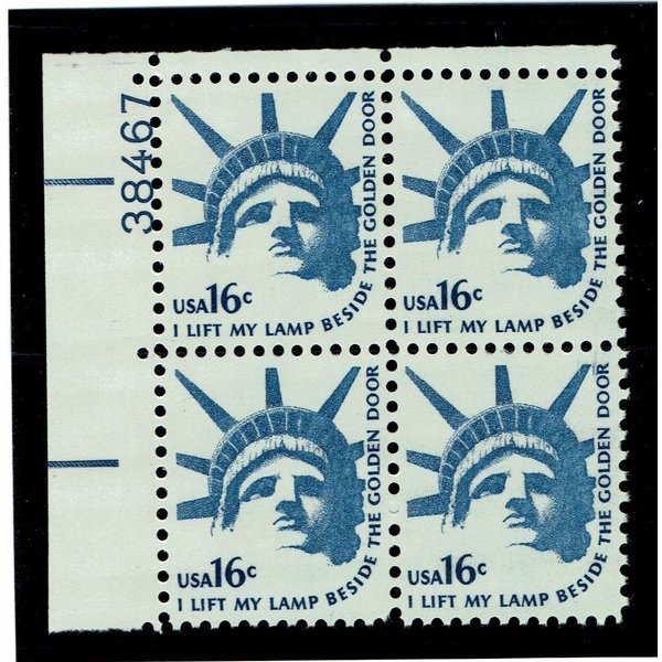 USA 1978 16-cent Statue of Liberty Plate Block of 4 Postage Stamps, Catalog No 1599