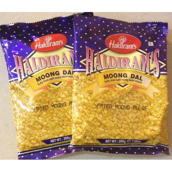 Haldiram's Moong Dal - Salty Fried Split Moong Bean Snack / 200g., 7.06oz. (Pack of 2)