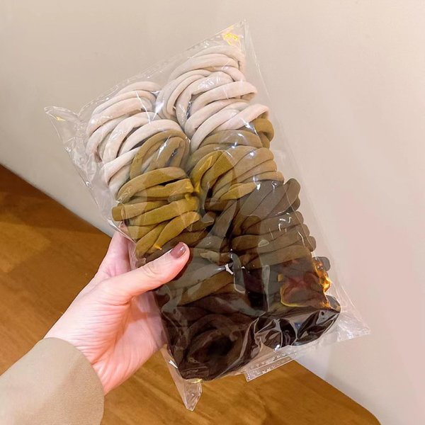 Generic 100Pcs Hair Ties, Elastic Bands for Women, Girls and Kids, Seamless Cotton Hair Accessories for Thick and Thin Hair, No Damage Ponytail Holders, Soft Rubber Bands (100 Seamless Earth)