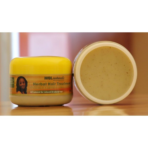 Shea Butter Herbal Hair Treatment - organic Shea Butter, castor oil, herbal extract, vigin coconut oil, mint. For hair growth, nourish, moisturize, repair hair, edges, scalp and for dandruff. 10oz