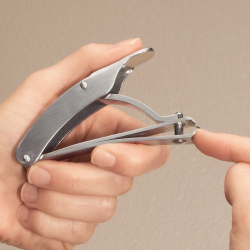 Clip-Right Ergonomic Nail Clippers