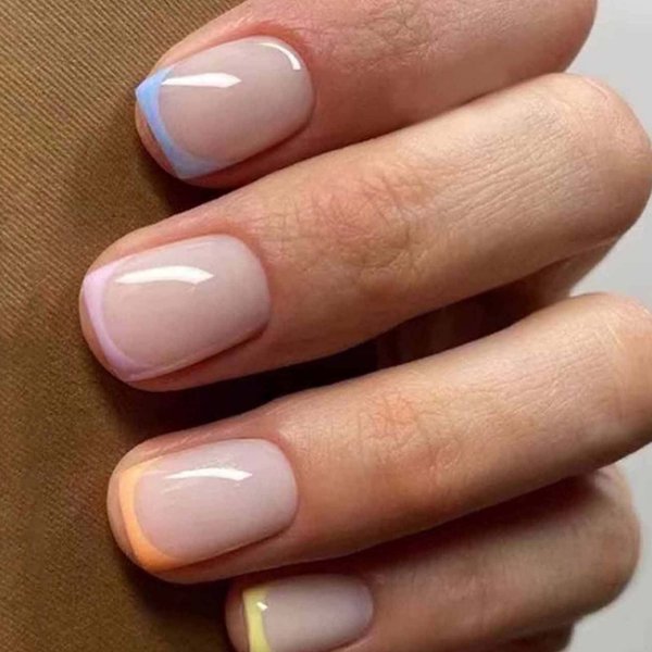 Hkanlre Short Press on Nails French Fake Nails Acrylic Candy Square False Nails Full Cover Nails for Women and Girls 24PCS