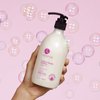 Luseta Glossy Pearl Shampoo for Smoothing and Nourishing Frizzy, Moisturizing Shampoo with Pearl Extract, Awakening shine for Dull hair 16.9 fl.oz.