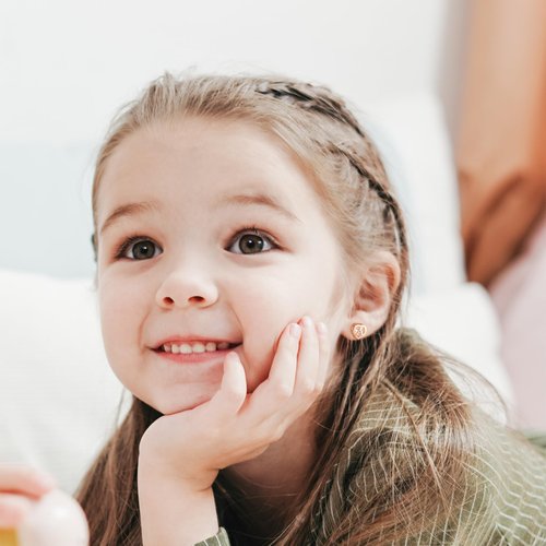 IEFWELL Gold Earrings Studs for Girls - Sterling Silver Earrings for Kids, Girls Earrings | Girls Fashion | Gifts for 9 Year Old Girls | Cute Earrings | Gifts for Girls | Toddler Earrings