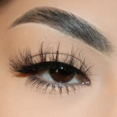 CB Lash Co. Luxury Mink Lashes Bombshell | Fake Eyelashes | 3D Lashes | Dramatic Lash Look | False Eyelashes | Lash Strips | Reusable Up To 25 Wears | Fluffy Lashes | 18mm