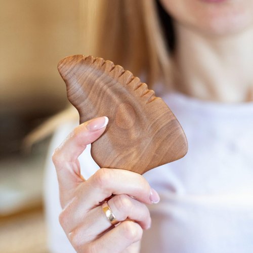 Handmade Wooden Gua Sha Massager for Face, Neck, and Body Natural Lymphatic Drainage Tool Deep Tissue Wooden Scraper Anti-Aging Facial Tool Eco-Friendly Self-Care Massage for Relaxation & Glowing Skin Anniversary Gift Unique Gift for Wife Gua Sha Facial T
