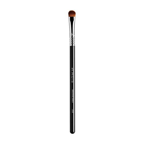 Sigma Beauty Professional E57 Firm Shader Brush – Professional Makeup Brush for Intense Applications or Controlled Finishes - Vegan Eyeshadow Brush for Fine Details (1 Brush)