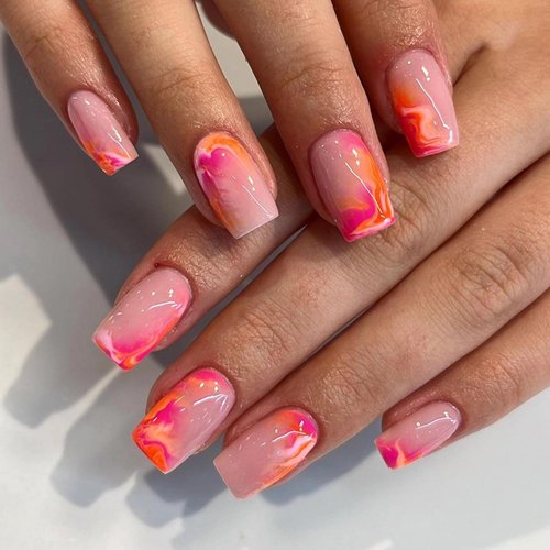 MERVF Square Press on Nails Medium Fake Nails Orange Pink Squoval Nails Press ons with Ombre Design Acrylic Nails Artificial Gradient 24pcs Glossy Summer False Nails