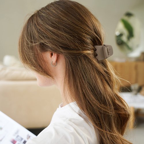 Medium Hair Clips for Thin Fine Hair, 8 Pcs 1.3 Inch Small Hair Claw Clips for Women Girls, Non-slip Strong Hold Cute Hair Clips for Women Accessories(Neutral colors)