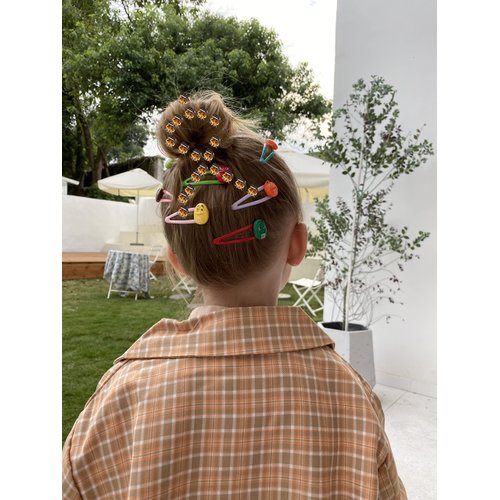 100 Pieces-Pack Mini Hair Claw Clips Plastic Claws Pins Clamps Small Jaw for Girls and Women Gifts (1.0cm brown)