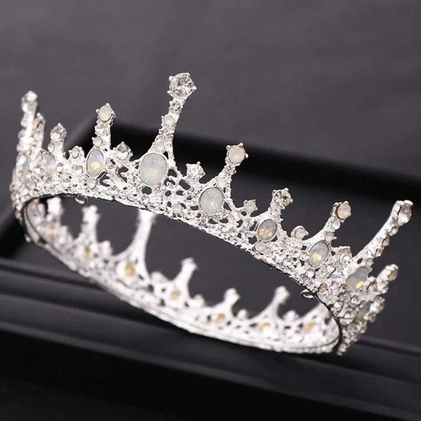 Fairyu Vintage Wedding Tiara Stunning Crystal Wedding Crown Silver Bridal Crown Crystal Hair Accessories for Women and Girls