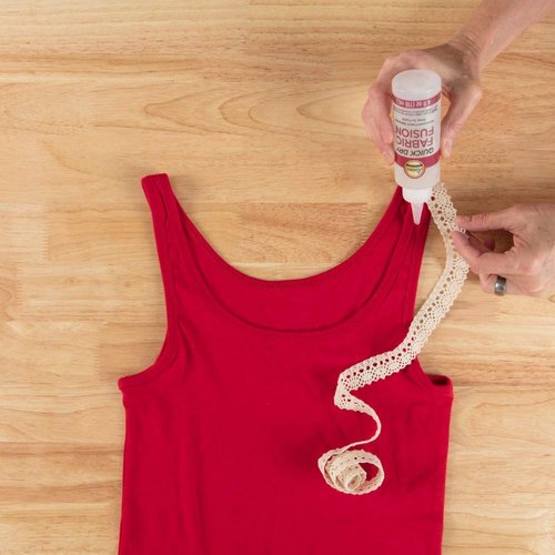 Aleene's Quick Dry fabric Fusion Permanent Fabric Adhesive, 4-Ounce