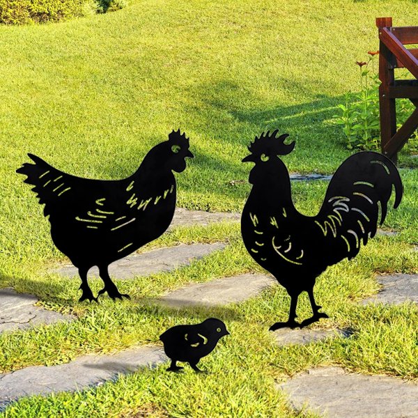TT & MM Rooster Yard Decor Metal Decorative Garden Stakes - Chicken Yard Art Rooster and Hen with Chicks Statues Idea Garden Gifts for Outdoor, Patio, Outside - Set of 3 Lawn Decorations