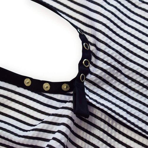 Betty Dain Seersucker Classic Barber Cutting/Styling Cape, Classic Seersucker Stripe, Soft, Machine Washable Nylon Fabric, Repels Hair, Snap Closure at Neck, Black/White Stripe, 45 x 54 inches