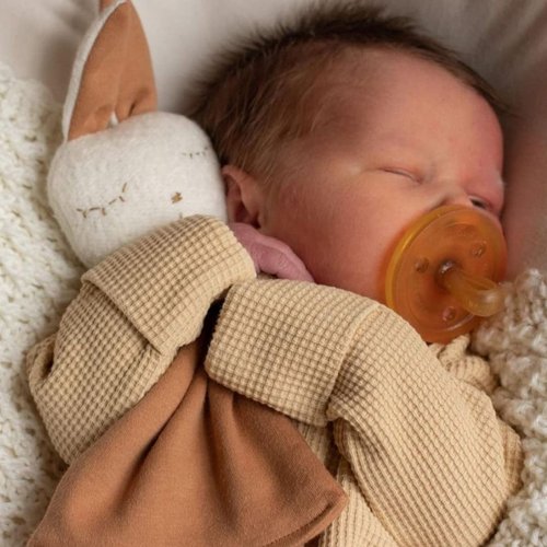 Newborn Pacifier- Shorter Nipple Less Gagging - Small Preemie (0-6 mos) - Breastfed Babies - 100% Natural Rubber - BPA-Free - Handcrafted in Italy - 1-Pack