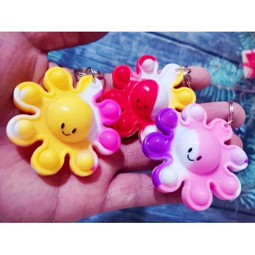 Roaqua 30 Packs Bulk Octopus Backpack Keychain Mini pop Fidget for Students Gifts and Octopus Christmas Party Favors,Students Bubble Prize