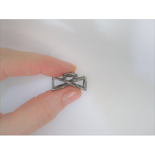 Generic Tiny small dark silver tone bow shaped metal hair claw clip