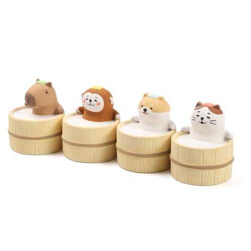 Aroma Ceramic Stone Diffuser [Japan Import] Aromatherapy Essential Oil Diffuser, Non Electric, Passive, Unique, Cute, Animal, Design for Women, Men, and Gifts (Bathing Capybara)